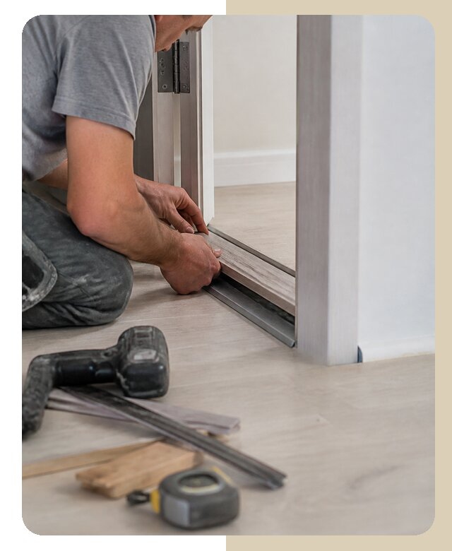 Установка порога межкомнатной двери в Новокузнецке от 2569 р. | Дверной